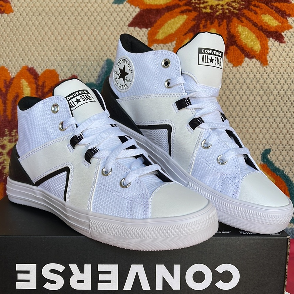 Converse A01168C
CTAS FLUX ULTRA MID WHITE/BLACK/WHITE
Men’s sneakers - Picture 7 of 16